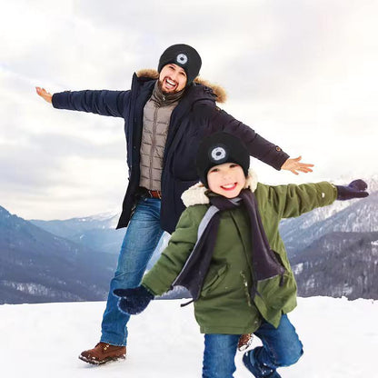 GORRO REPRODUCTO DE MÚSICA CON LINTERNA